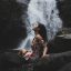 自由职业母亲张女士头像，创意活泼的形象展现自由职业者母亲灵活平衡工作与家庭的生活方式